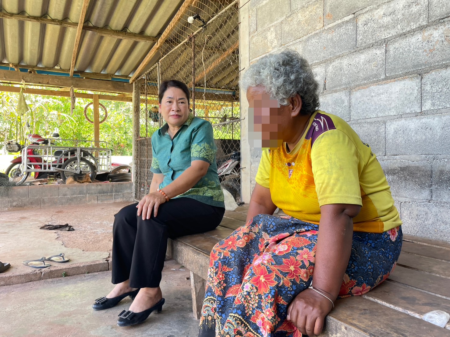 พช.นครศรีธรรมราช ติดตาม ให้กำลังใจเยาวชนกลุ่มเสี่ยงและครัวเรือนเปราะบาง